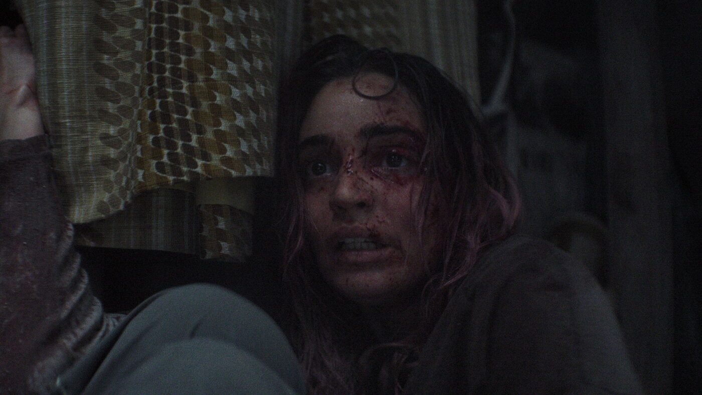 Stillbild 6 ur EVIL DEAD BURN