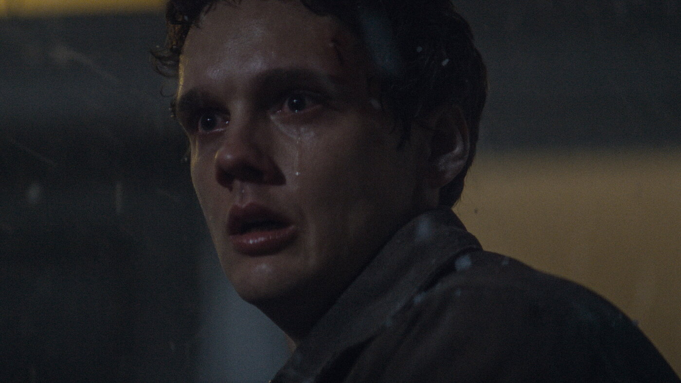 Stillbild 7 ur EVIL DEAD BURN
