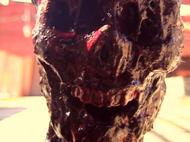 Stillbild 2 ur KILL THEM AND EAT THEM