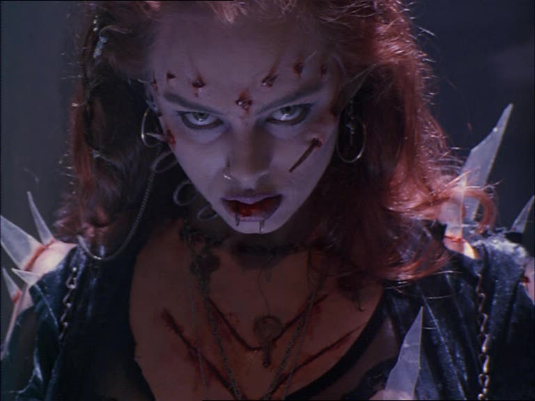 Stillbild 5 ur RETURN OF THE LIVING DEAD 3