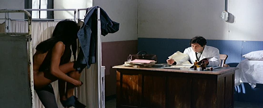 Stillbild 3 ur VIOLENCE IN A WOMENS PRISON