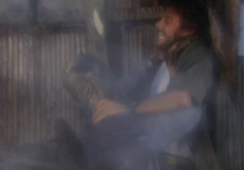 Stillbild 6 ur ZOMBIE FLESH EATERS 2