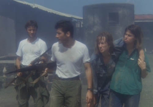 Stillbild 7 ur ZOMBIE FLESH EATERS 2